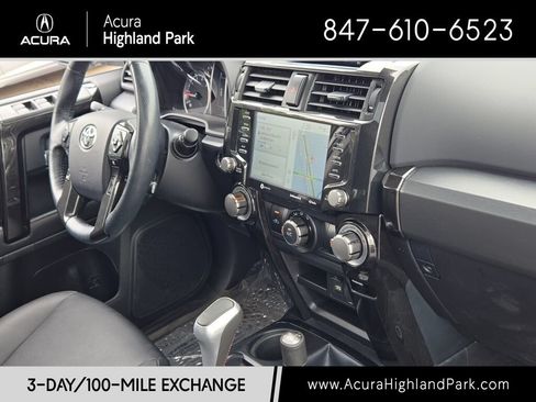 Used 2023 Toyota 4Runner TRD Off-Road Premium w/ Moonroof Package AWD/4WD image 9