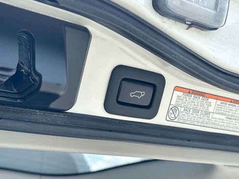 Used 2019 Toyota Land Cruiser AWD/4WD image 34