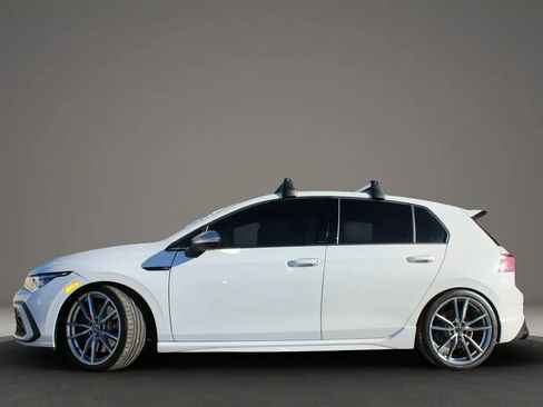 Used 2024 Volkswagen Golf R image 2