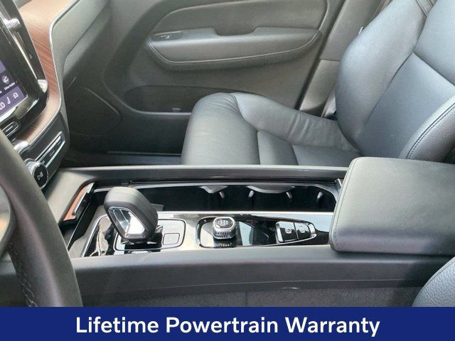 Certified 2024 Volvo XC60 B5 Plus w/ Protection Package Premier AWD/4WD image 14