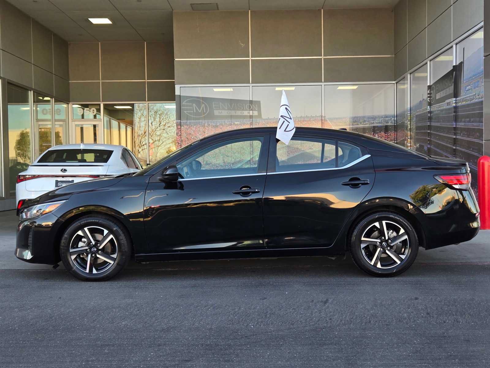 Used 2024 Nissan Sentra SV FWD image 4