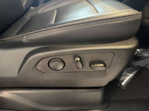 Certified 2024 Chevrolet Suburban High Country image 24