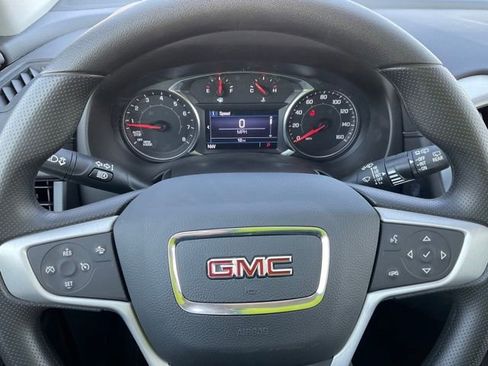 Used 2023 GMC Terrain SLE w/ Driver Convenience Package FWD image 7