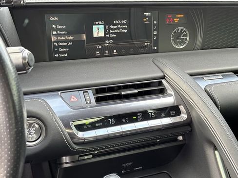 Used 2018 Lexus LC 500 Coupe w/ Performance Package image 16