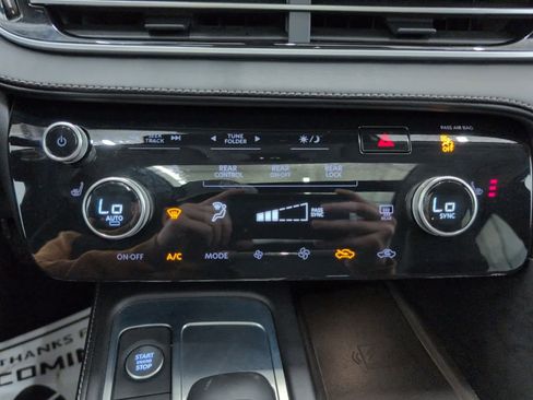 Used 2025 INFINITI QX60 Luxe image 30