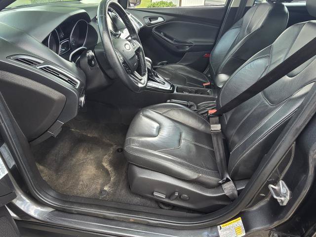 Used 2015 Ford Focus Titanium w/ Titanium Cold Weather Package FWD image 9