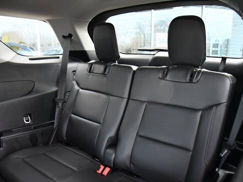 Used 2023 Ford Explorer XLT w/ Equipment Group 202A image 21