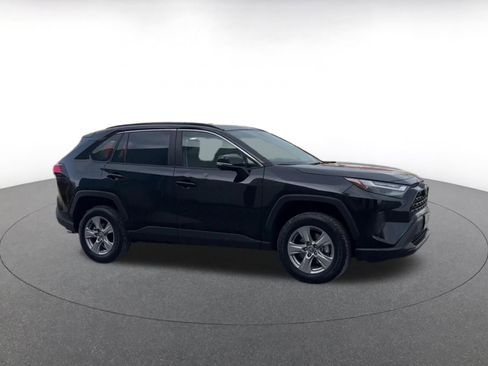 Used 2025 Toyota RAV4 XLE image 2