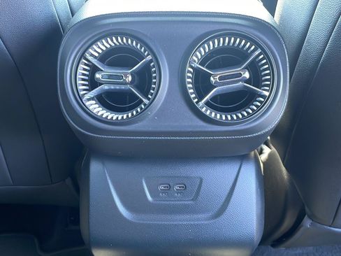 Used 2024 Chevrolet Blazer EV LT AWD/4WD image 28