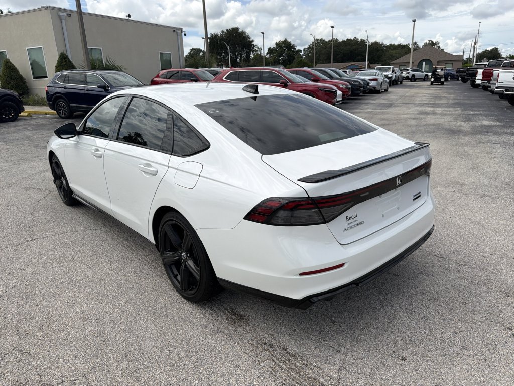 Used 2025 Honda Accord Sport image 6