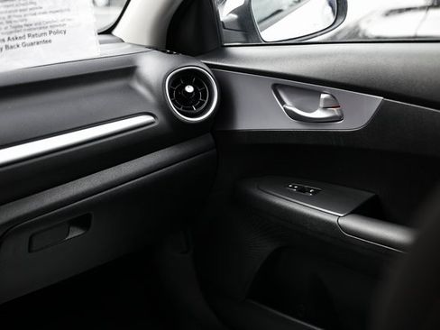 Used 2024 Kia Forte LXS image 29