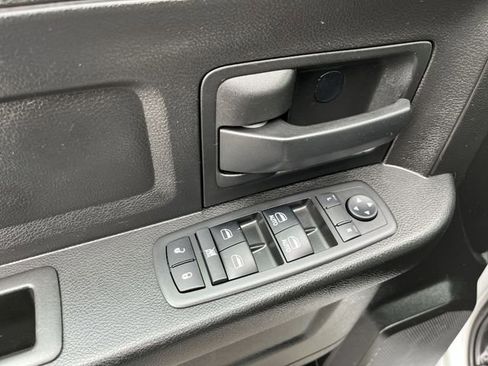 Used 2019 RAM 1500 Express w/ Express Value Package AWD/4WD image 16