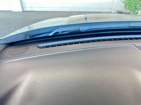 Used 2025 Jeep Compass Trailhawk w/ Trailer Tow Group image 34