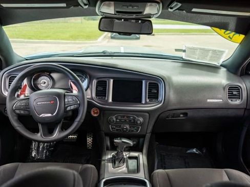 Used 2019 Dodge Charger Scat Pack w/ Driver Confidence Group RWD image 15