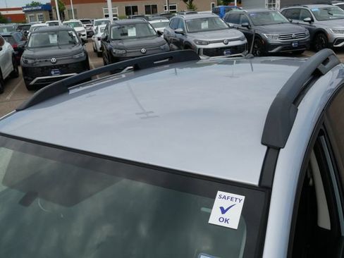 Used 2014 Subaru Crosstrek 2.0i Premium AWD/4WD image 11