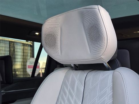 New 2026 Cadillac Escalade IQL Luxury image 12