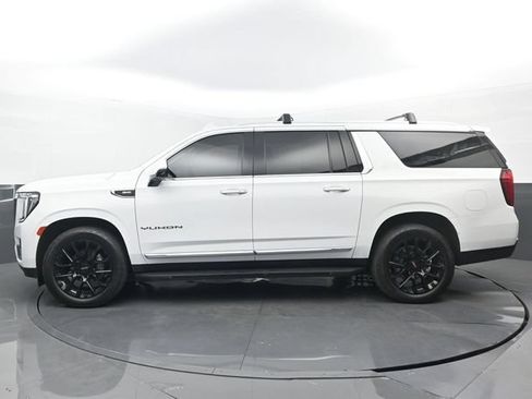 Used 2022 GMC Yukon XL SLT w/ SLT Premium Package RWD image 7