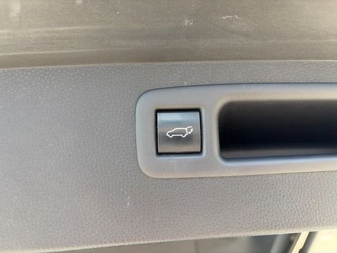 Used 2020 Toyota Highlander Limited AWD/4WD image 37