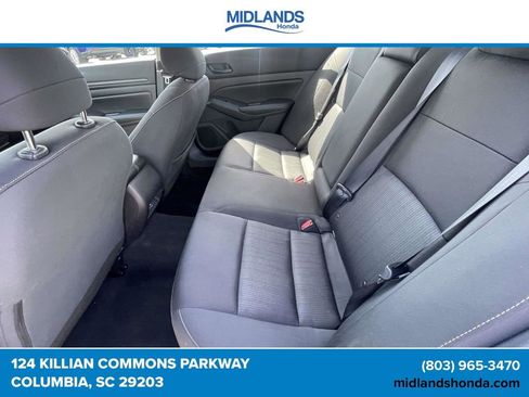Used 2024 Nissan Altima 2.5 SV FWD image 10