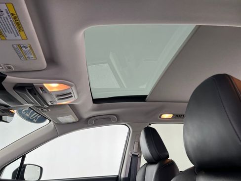 Certified 2023 Subaru Ascent Touring AWD/4WD image 23