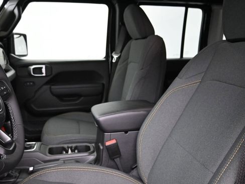 New 2026 Jeep Wrangler Unlimited Sport image 25