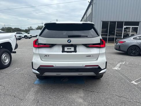 Used 2025 BMW X1 xDrive28i AWD/4WD image 10