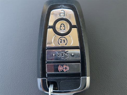 Used 2020 Lincoln Continental Reserve image 31