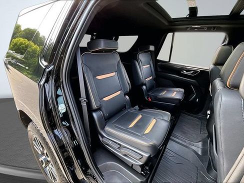 Used 2023 GMC Yukon AT4 w/ AT4 Premium Plus Package AWD/4WD image 25