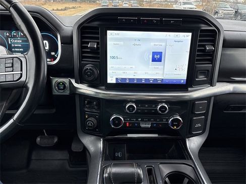 Used 2022 Ford F150 Lariat image 32