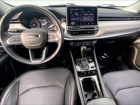 Used 2022 Jeep Compass Limited image 19