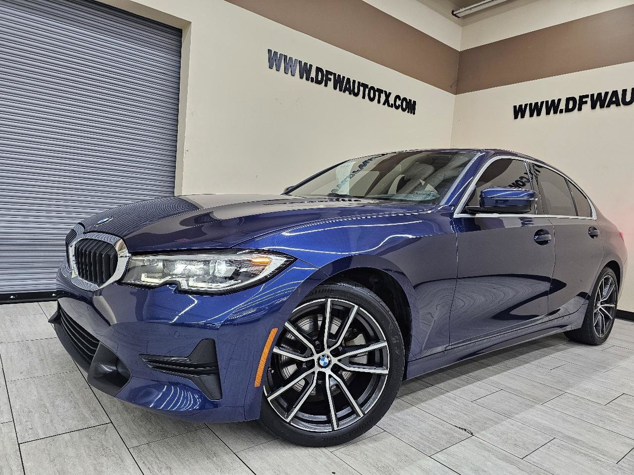 Used 2019 BMW 330i Sedan w/ Convenience Package RWD image 1
