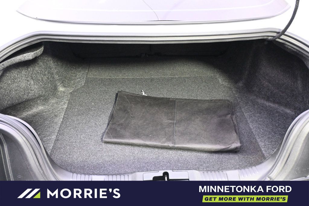 Used 2021 Ford Mustang GT RWD image 19