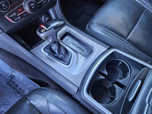 Used 2020 Dodge Charger SXT w/ Leather Interior Group image 21