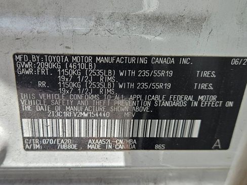 Used 2021 Toyota RAV4 XLE Premium FWD image 16