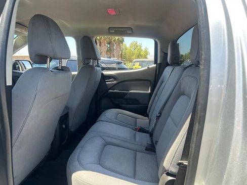 Used 2018 Chevrolet Colorado W/T w/ WT Convenience Package RWD image 16