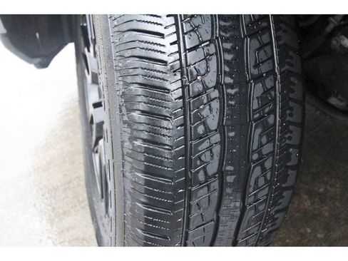 Used 2023 GMC Sierra 1500 Elevation RWD image 28