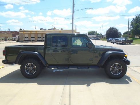 Used 2021 Jeep Gladiator Rubicon AWD/4WD image 9
