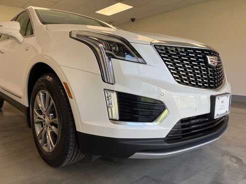 Used 2021 Cadillac XT5 Premium Luxury AWD/4WD image 6