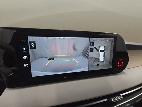 Used 2023 Hyundai Palisade Limited AWD/4WD image 36