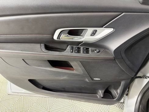 Used 2012 GMC Terrain SLT AWD/4WD image 9