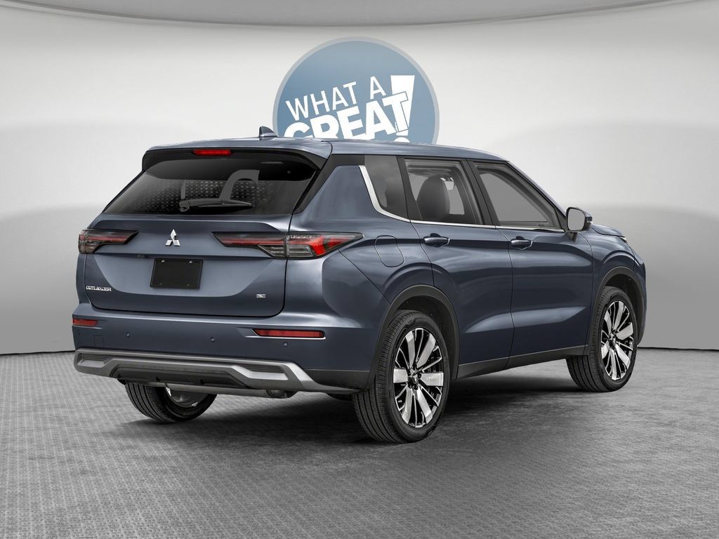 New 2026 Mitsubishi Outlander LE AWD/4WD image 2