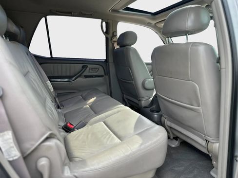 Used 2002 Toyota Sequoia Limited AWD/4WD image 22