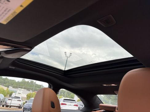 Used 2022 BMW 230i Coupe w/ Convenience Package RWD image 29