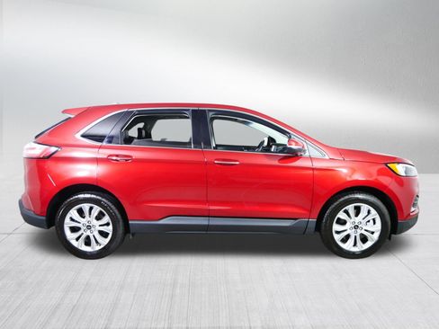 Used 2023 Ford Edge Titanium w/ Class II Trailer Tow Package AWD/4WD image 8