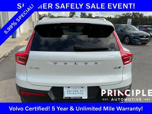 Certified 2023 Volvo XC40 B5 Plus w/ Protection Package Premier AWD/4WD image 10