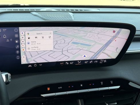 Used 2025 Buick Enclave Sport Touring w/ Power Package image 18