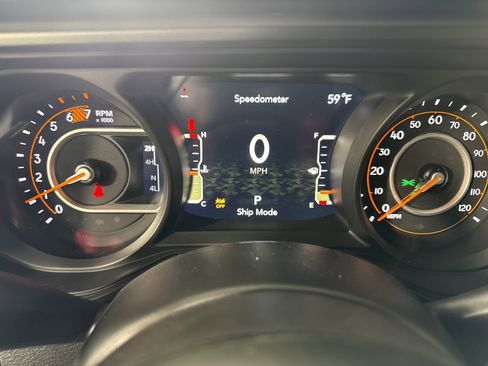 New 2026 Jeep Wrangler Unlimited Rubicon w/ Technology Group image 16