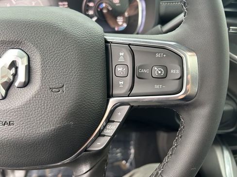New 2026 RAM 2500 Laramie AWD/4WD image 29