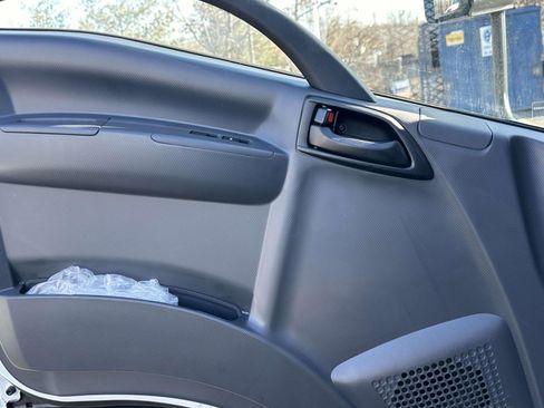 New 2024 Chevrolet Low Cab Forward image 14