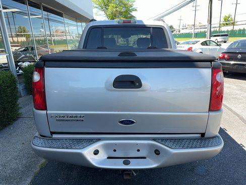 Used 2005 Ford Explorer Sport Trac XLT AWD/4WD image 21